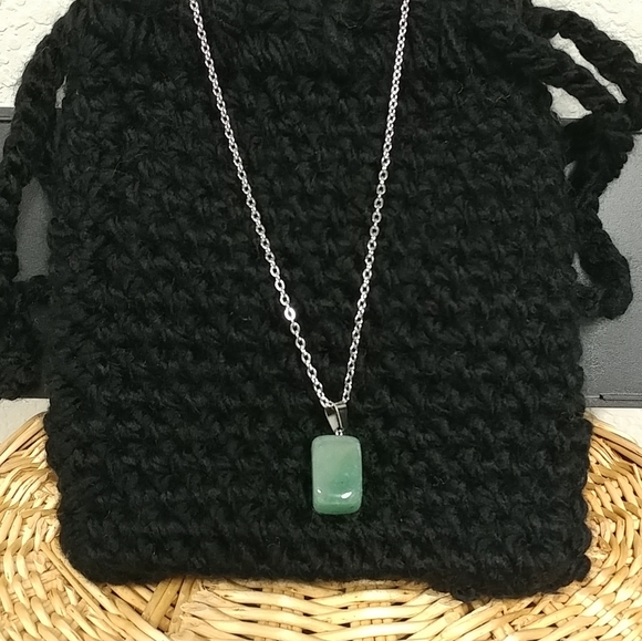 Green Aventurine Necklace Natural Gemstone Pendant Stainless-Steel Necklace NEW - Picture 16 of 17